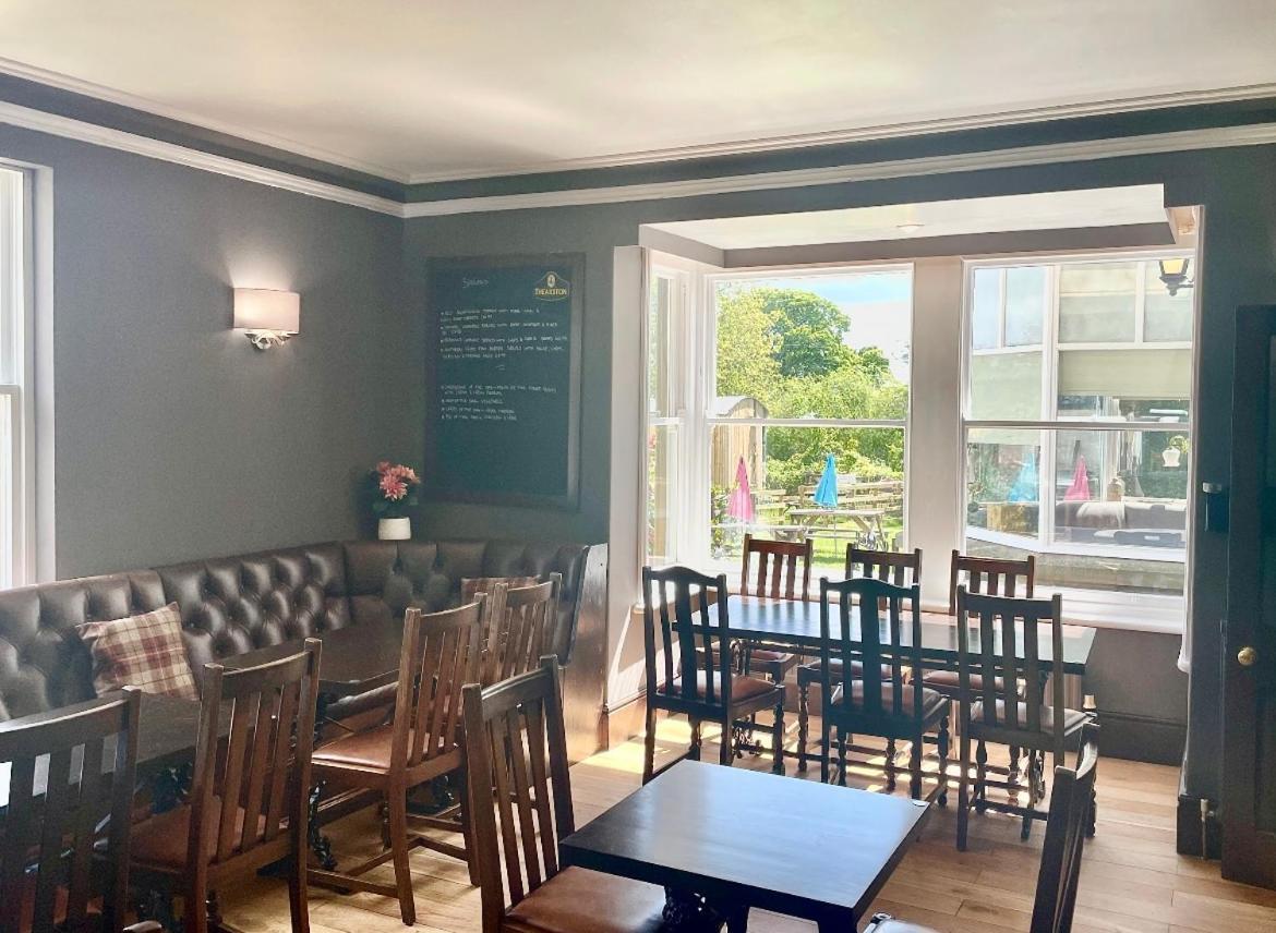 The Fylingdales Inn روبن هودز باي المظهر الخارجي الصورة